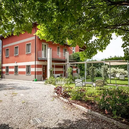 La Noce Nel Verde Bed & Breakfast Boario Terme